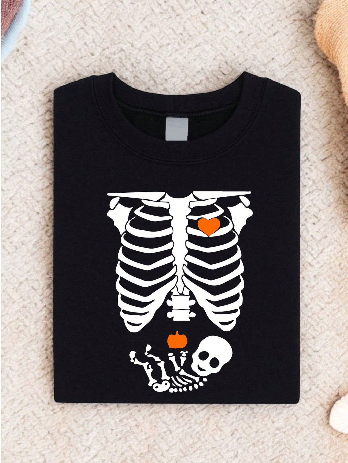 Halloween Skeleton Pregnancy T-Shirt