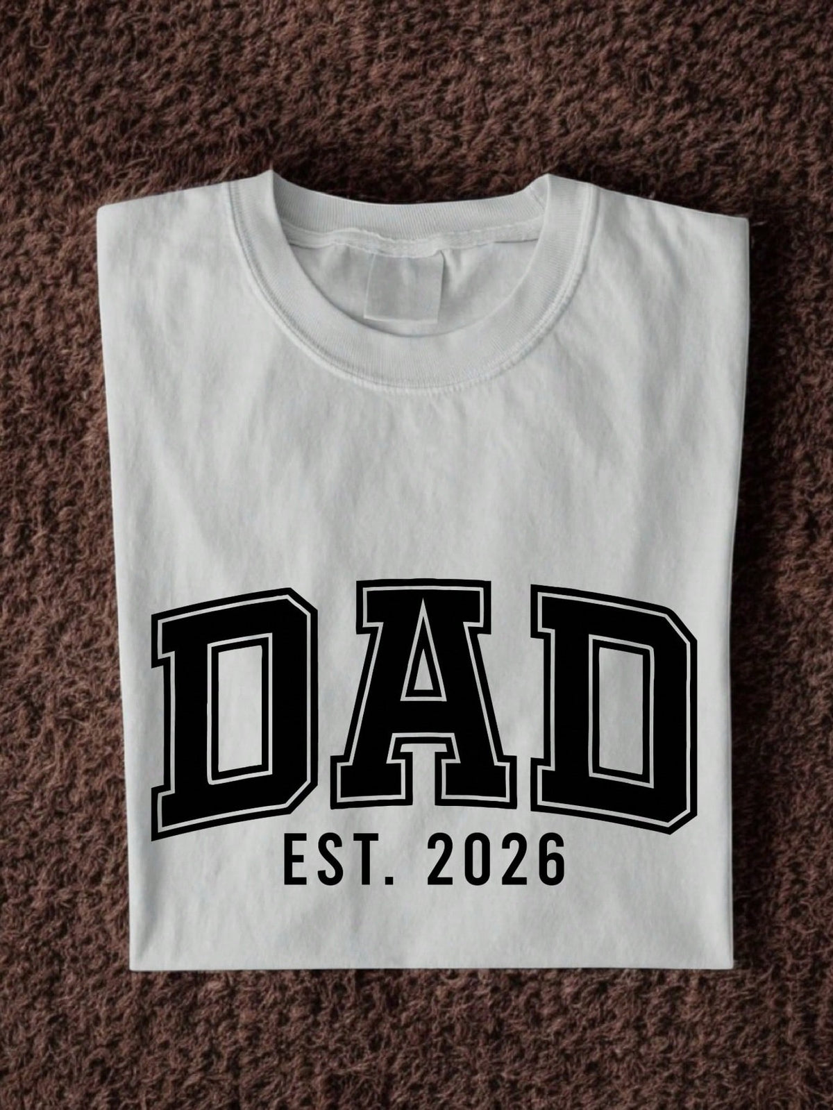 1PC Mom And Dad Est 2026 T-Shirt