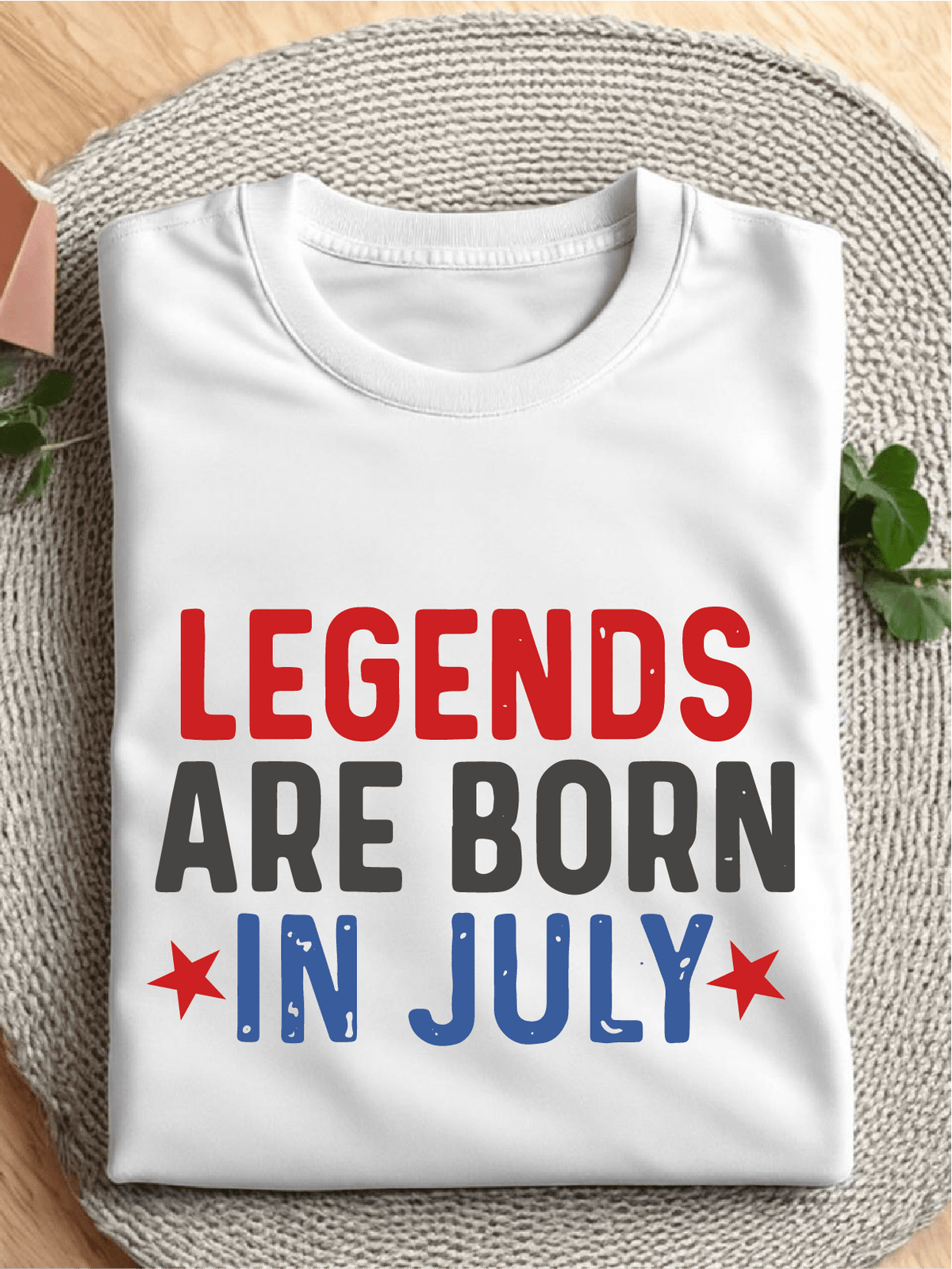 Vintage 4th Of July Legends Are Born In July Men T-Shirt