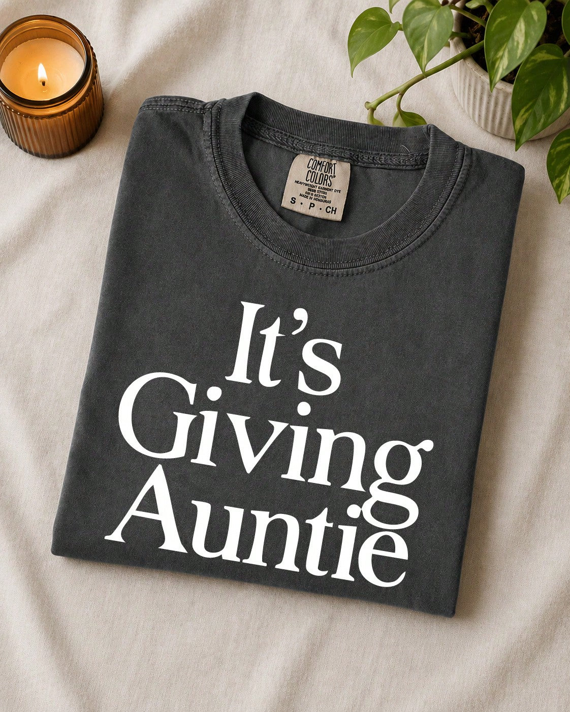 It's Giving Auntie T-Shirt