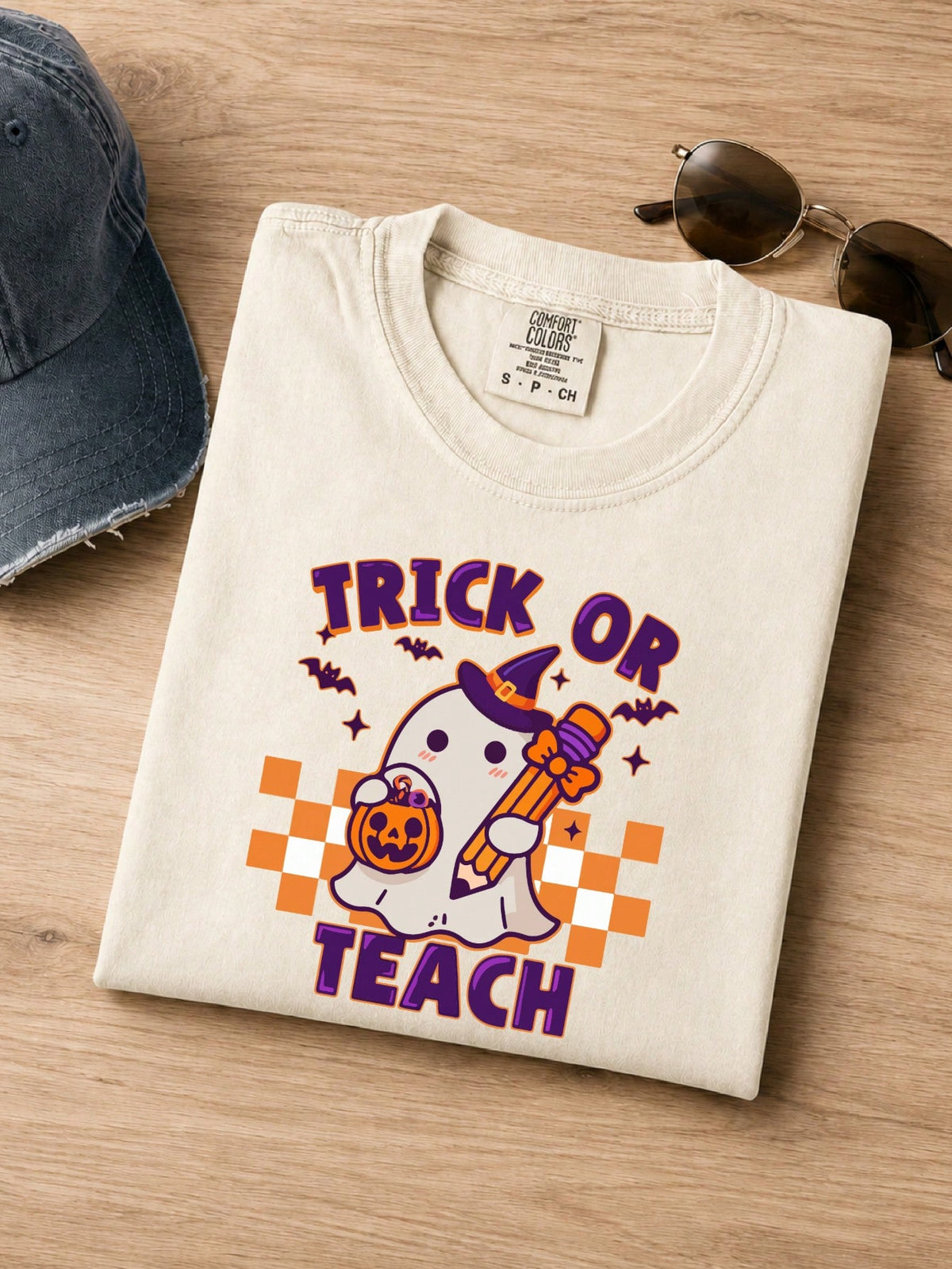 Cute Teacher Halloween Comfort T-Shirt