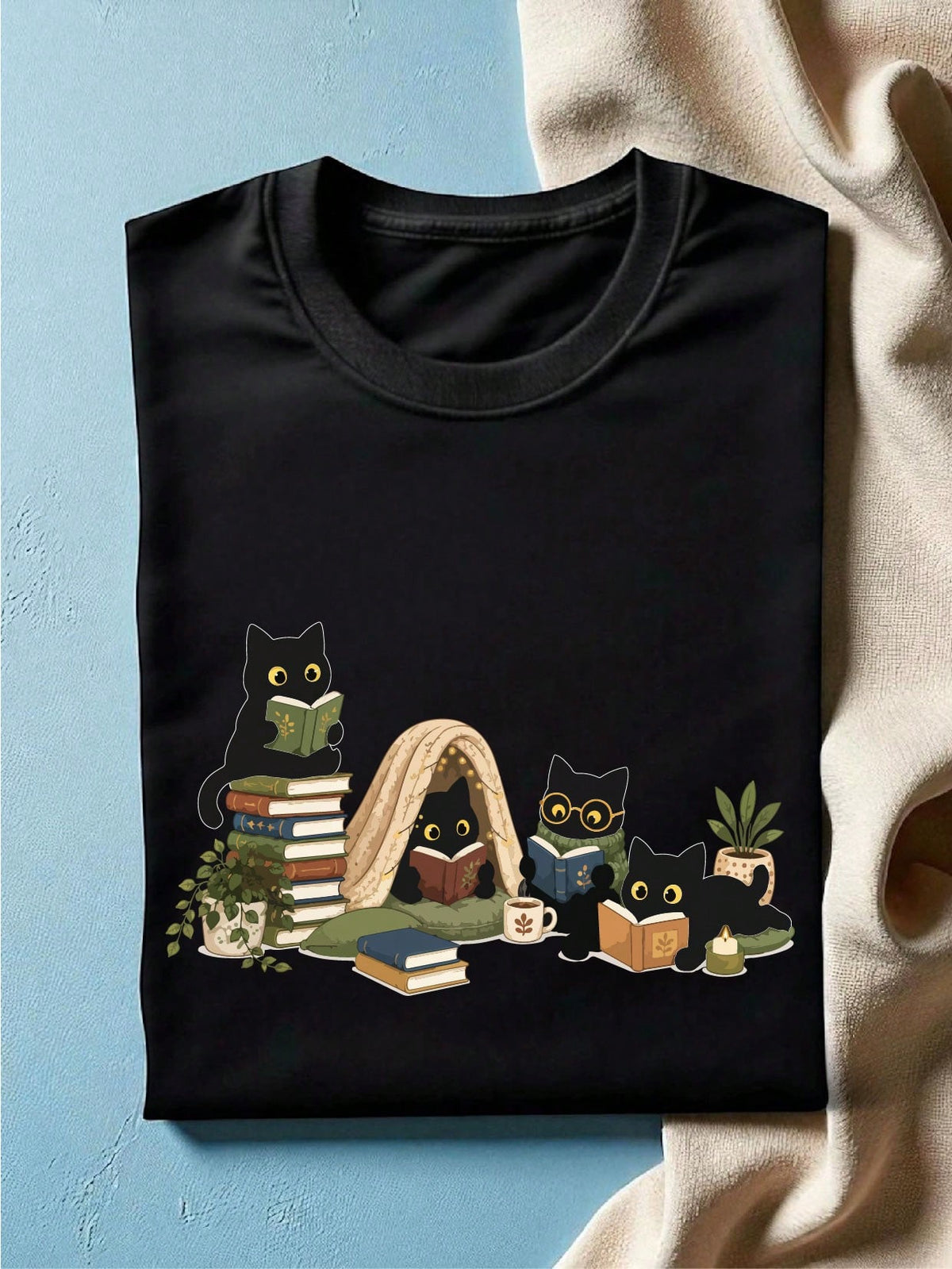 Black Cat Reading T-Shirt