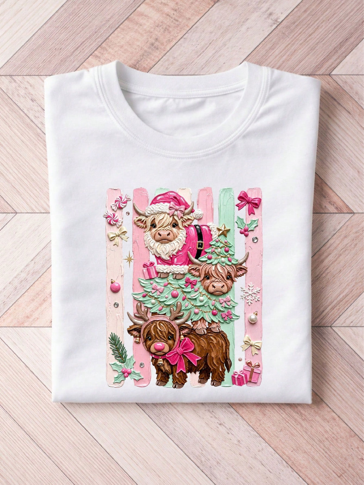 Christmas Highland Cow T-Shirt