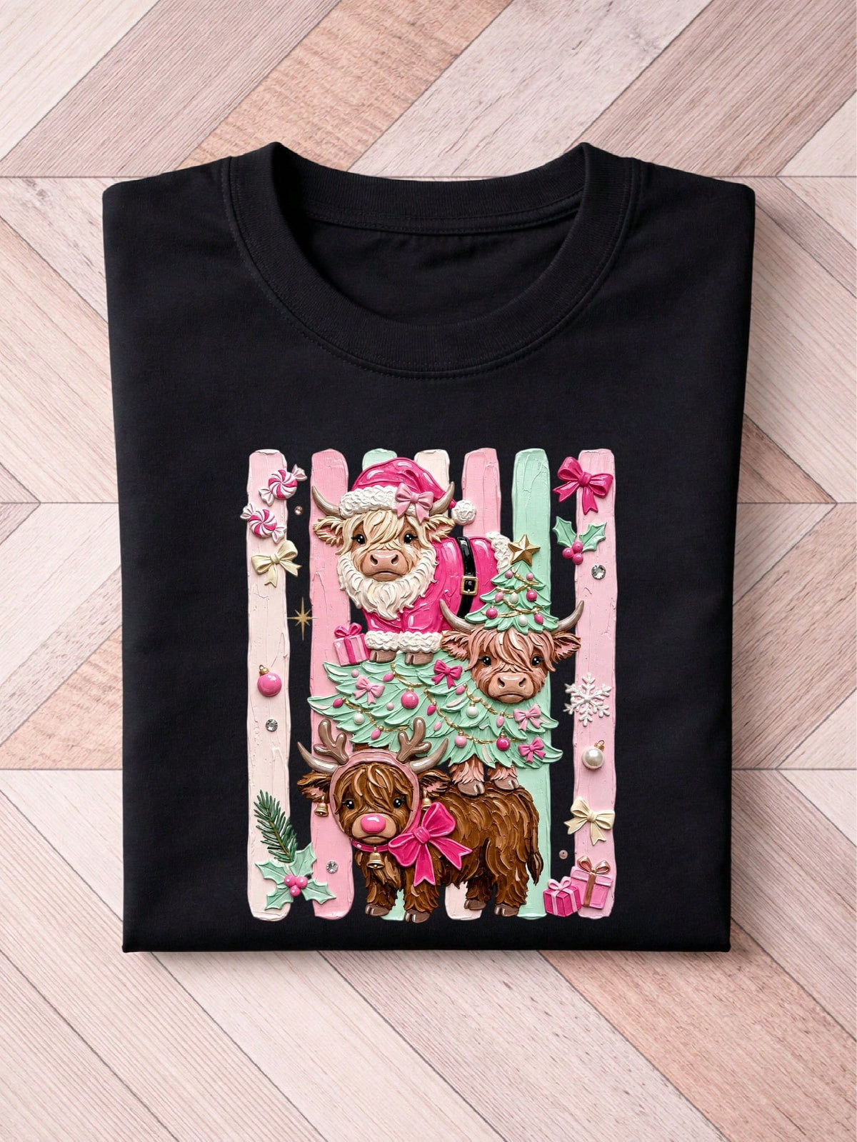 Christmas Highland Cow T-Shirt