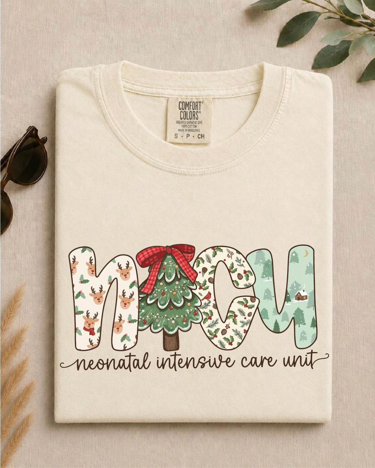 NICU Nurse Christmas T-Shirt