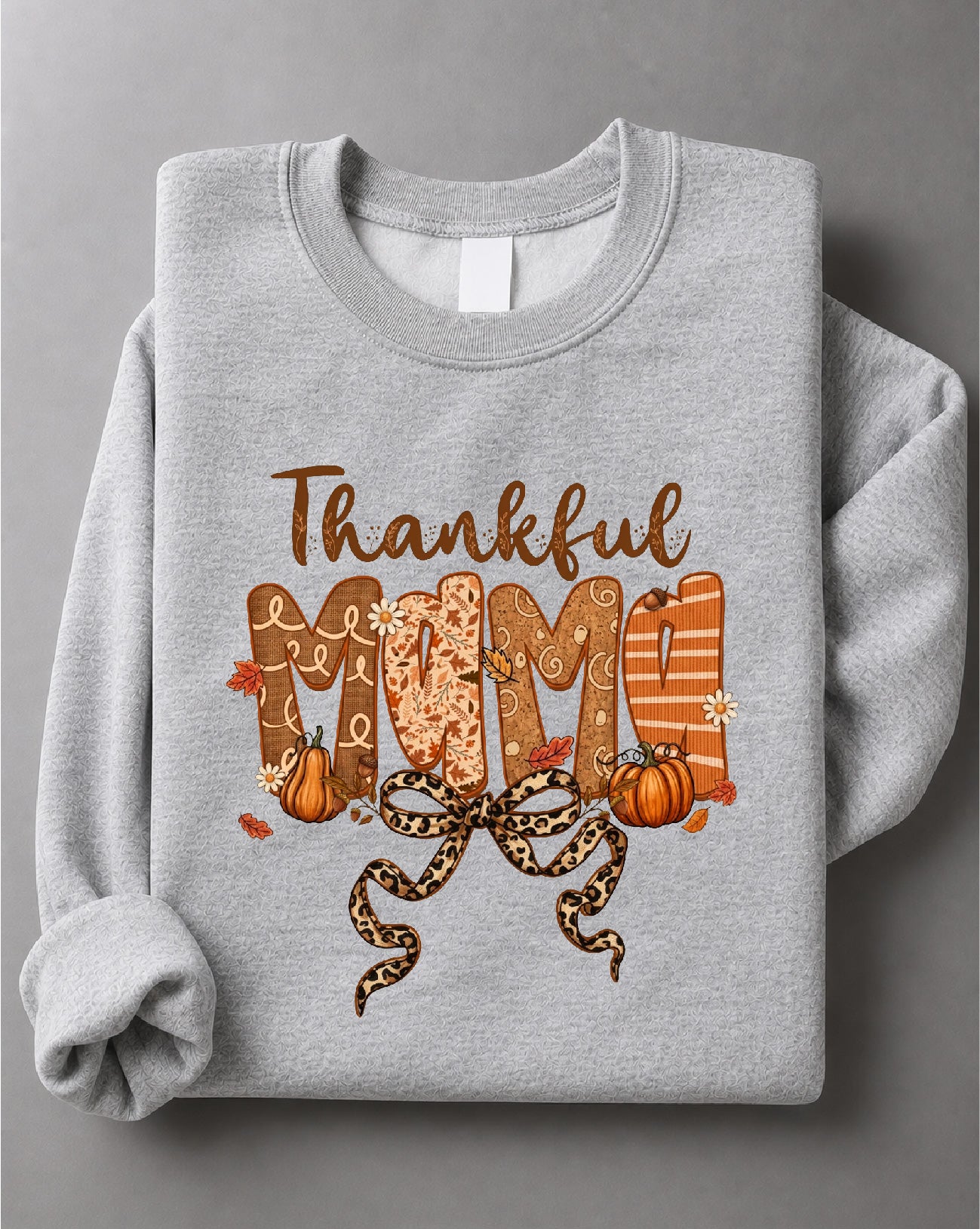 Thankful Mama Sweatshirt– Thanksgiving Graphic Crewneck, Fall Mom Shirt, Grateful Mama Shirt – DTF-19