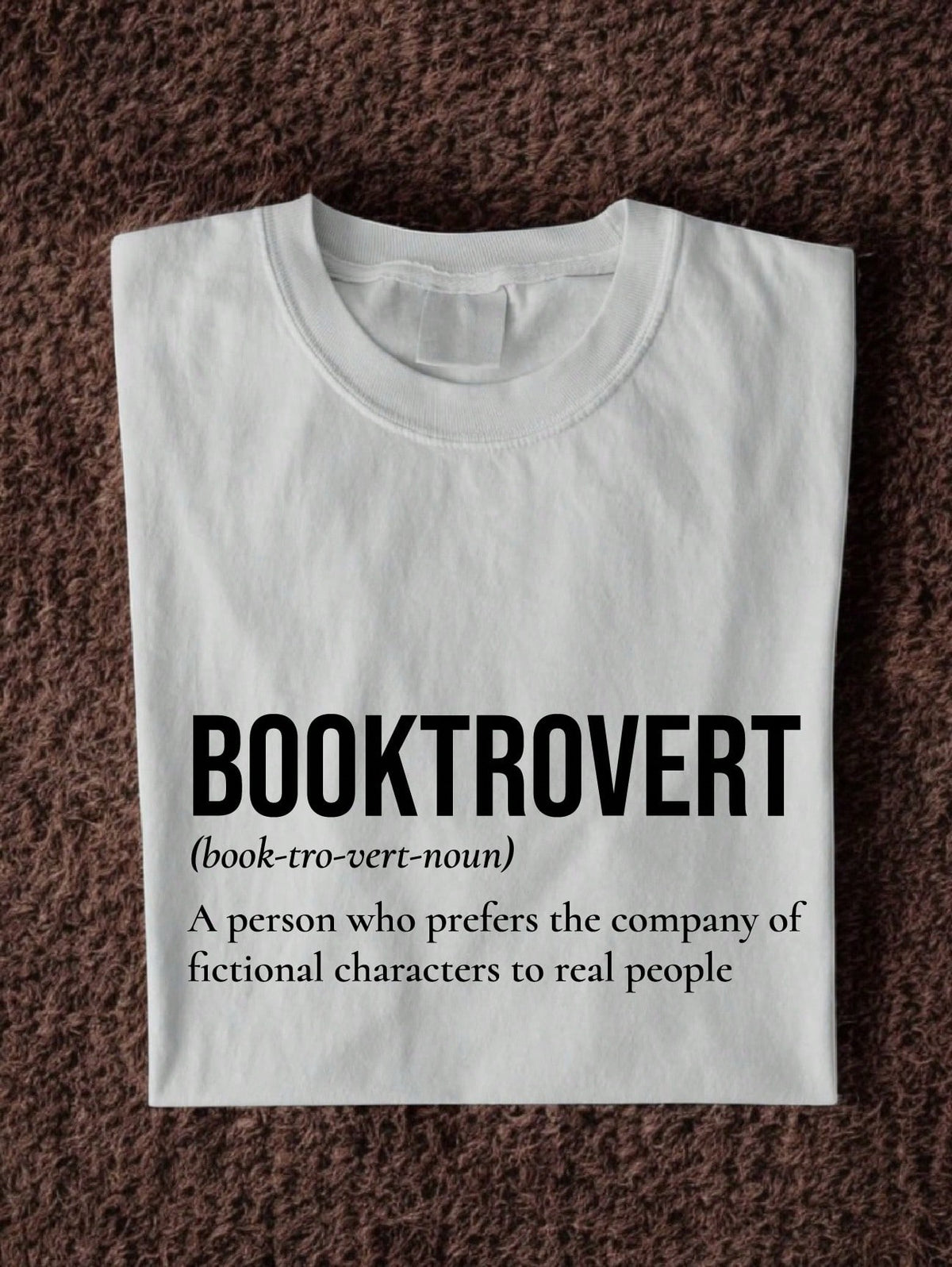 Booktrovert Definition T-Shirt