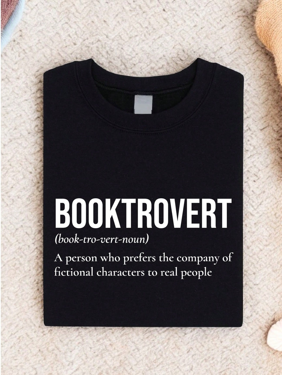 Booktrovert Definition T-Shirt