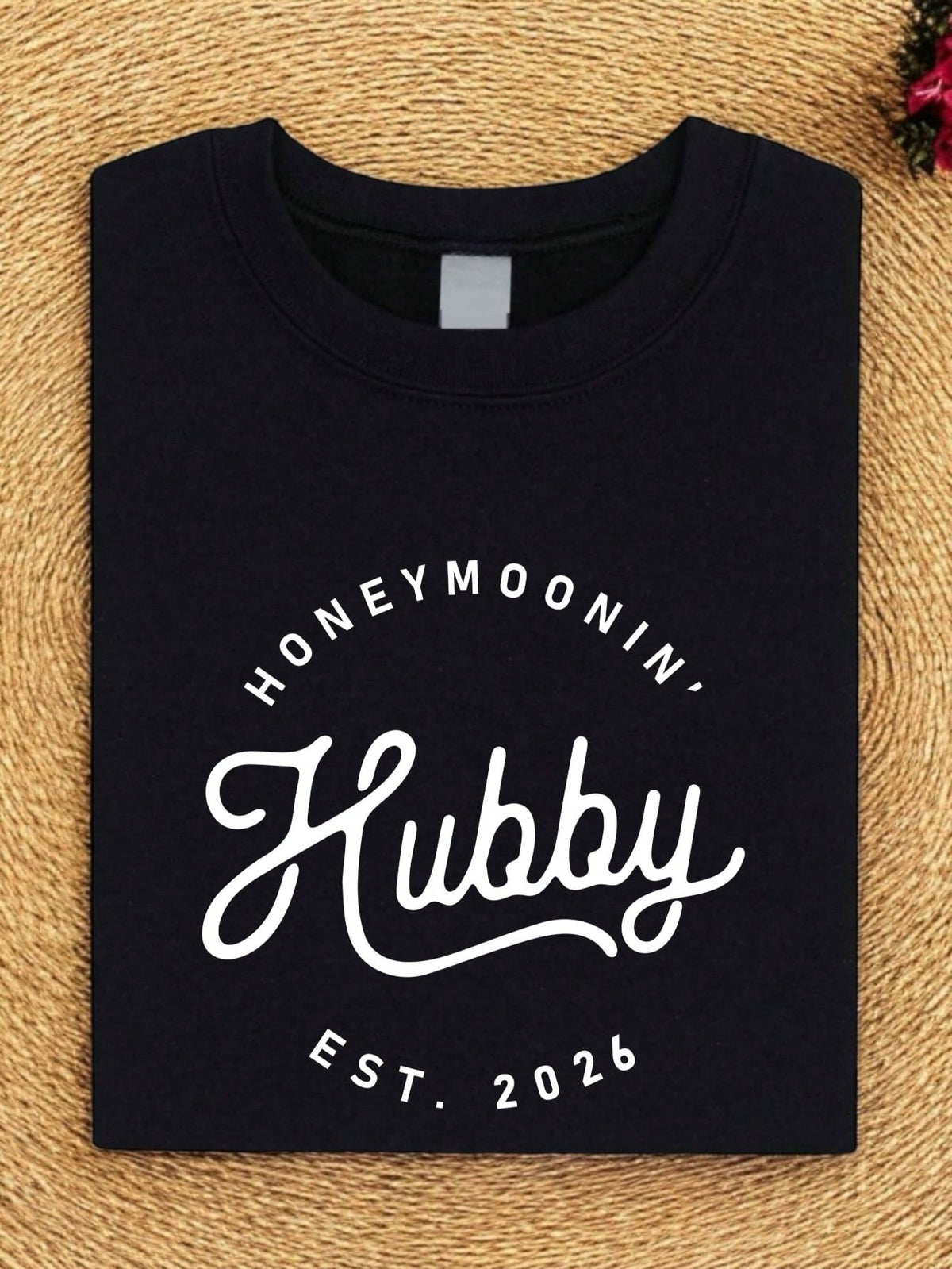 1 PC Honeymoonin' Wifey Est 2026 T-Shirt