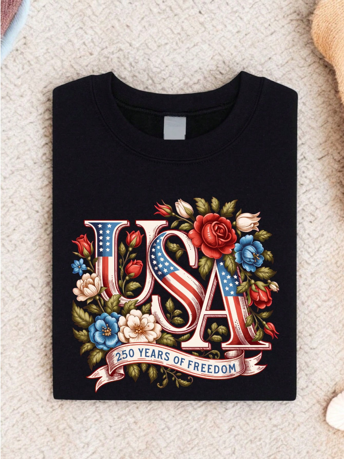 USA 250 Years Of Freedom Vintage Floral Patriotic T-Shirt