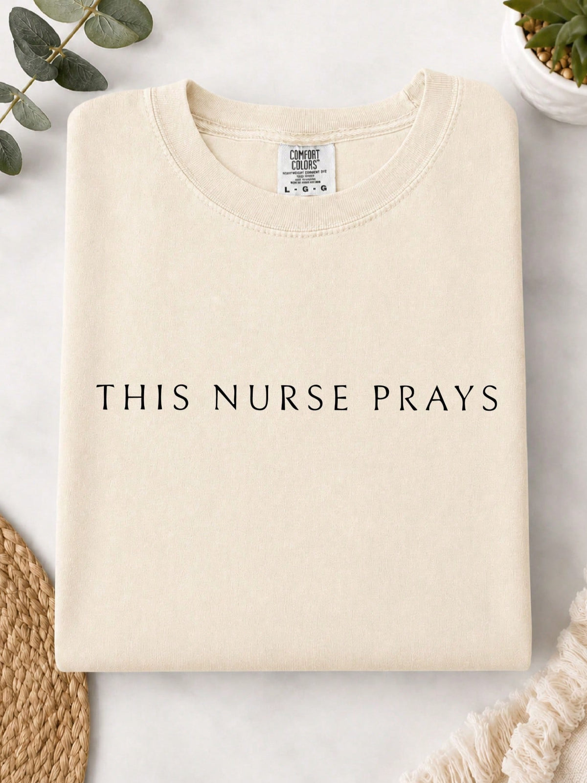 This Nurse Prays T-Shirt