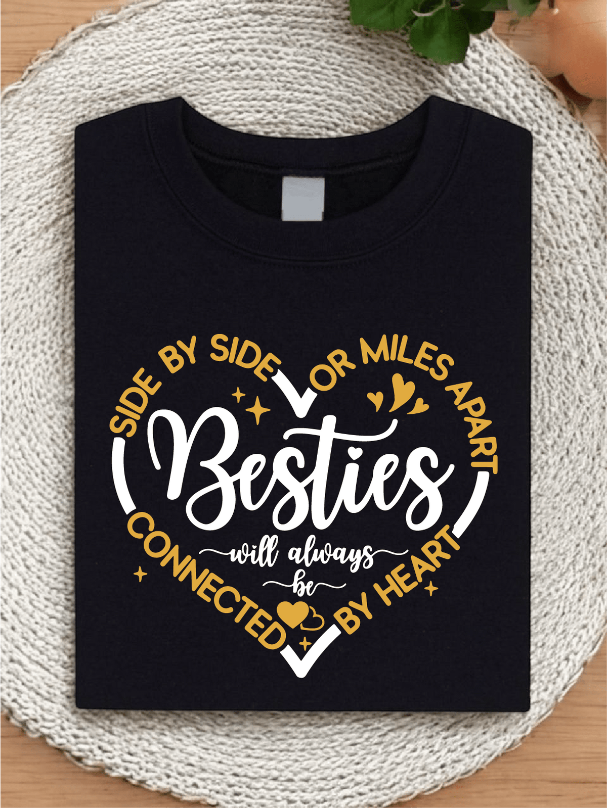 Besties T-Shirt