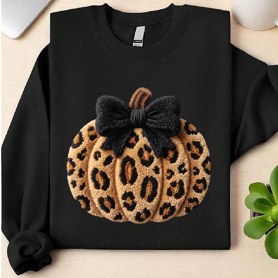 Leopard Pumpkin Bow (DTF Graphic Print) Sweatshirt