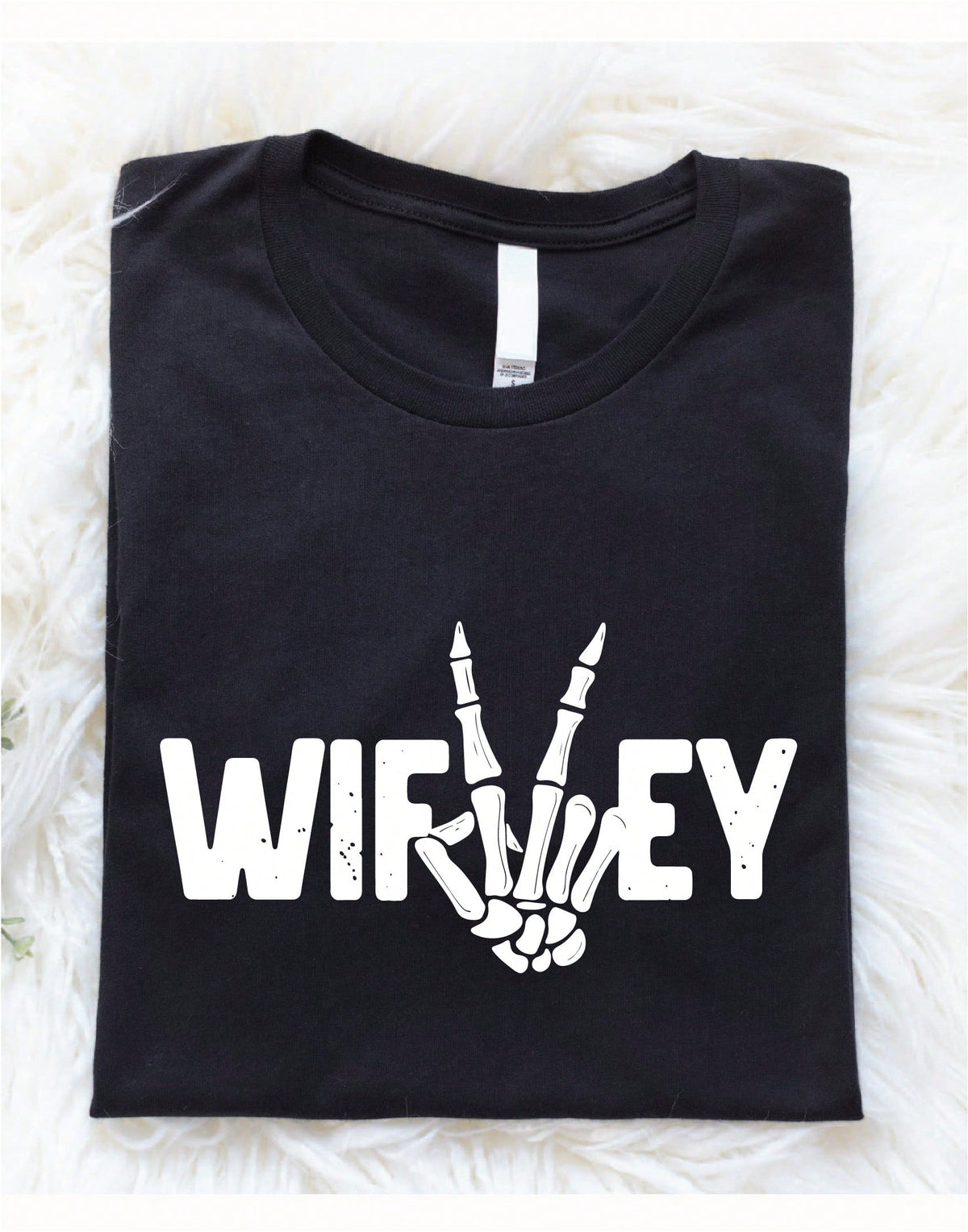 1PC Skeleton Hand Wifey & Hubby T-Shirt