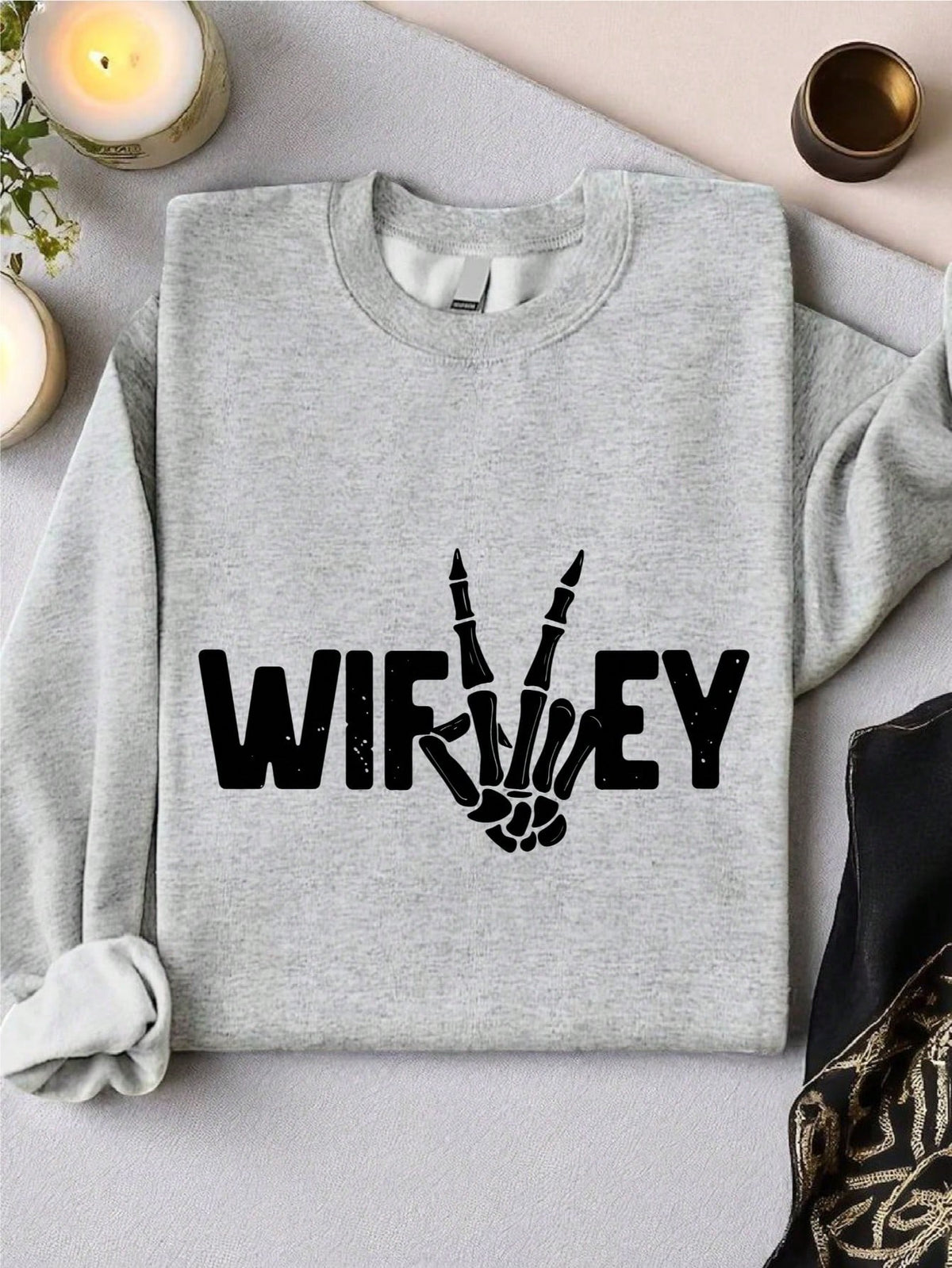 1PC Skeleton Hand Wifey & Hubby Sweatshirt