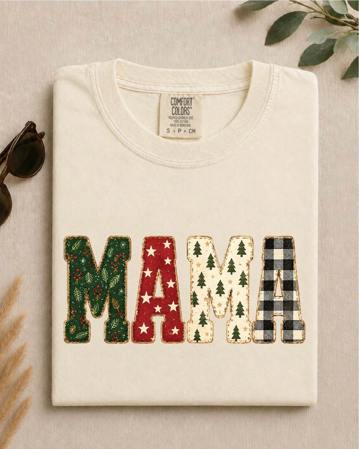 Christmas Mama T-Shirt