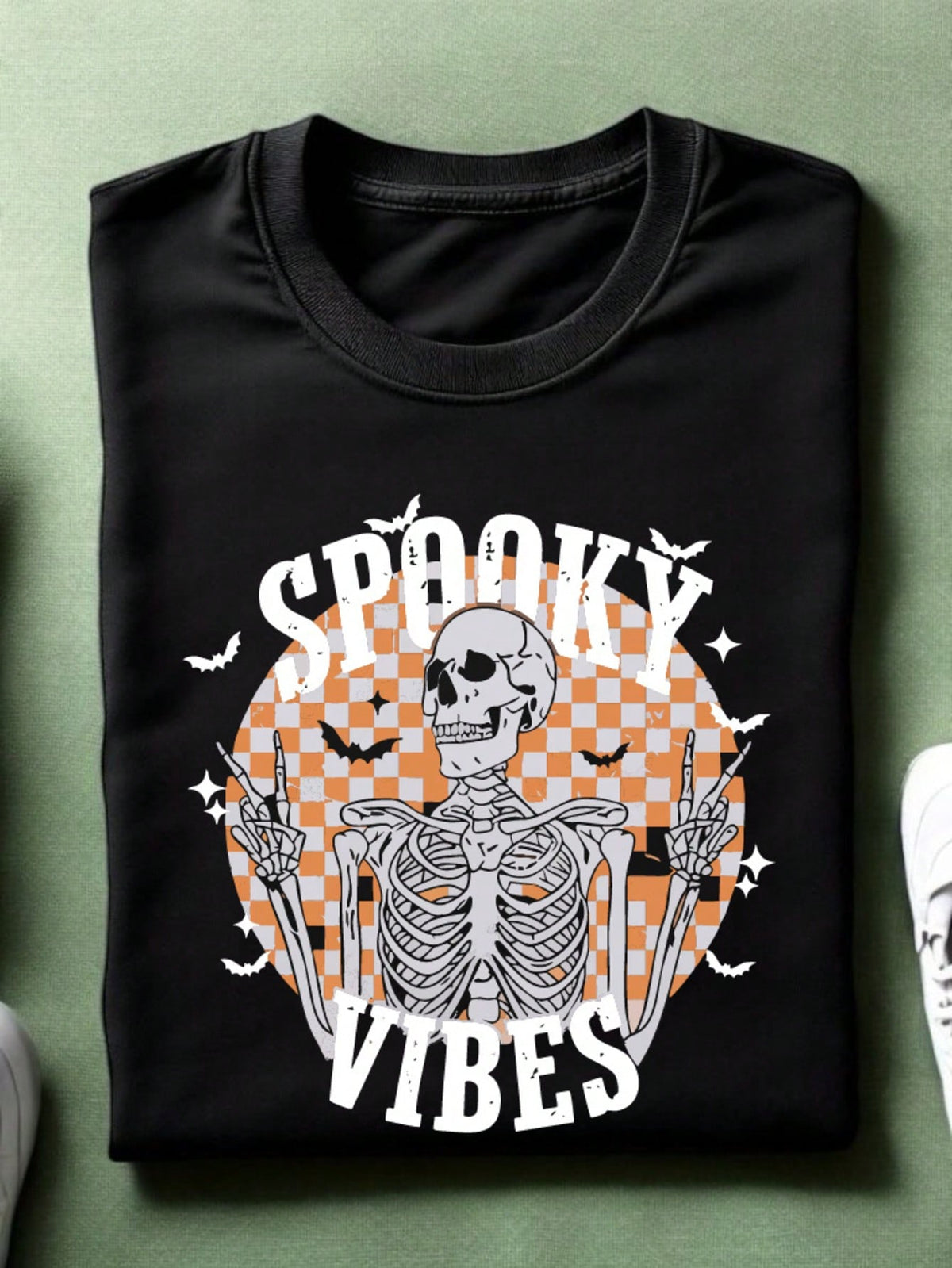 Spooky Skeleton Vibes Unisex T-Shirt