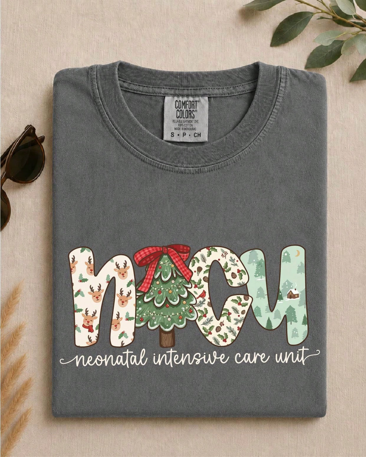 NICU Nurse Christmas T-Shirt